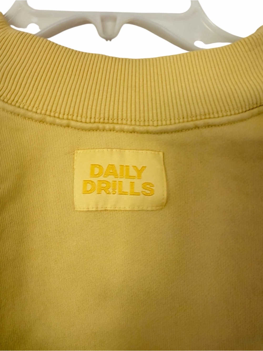 Daily Drills Pale Yellow Short-Sleeve Cotton Sweatshirt Size XS - Picture 4 of 5